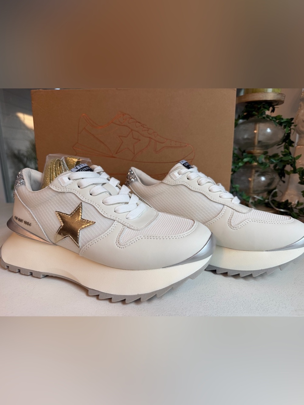 Vintage Havana Sneakers Major 30 -  Size 8